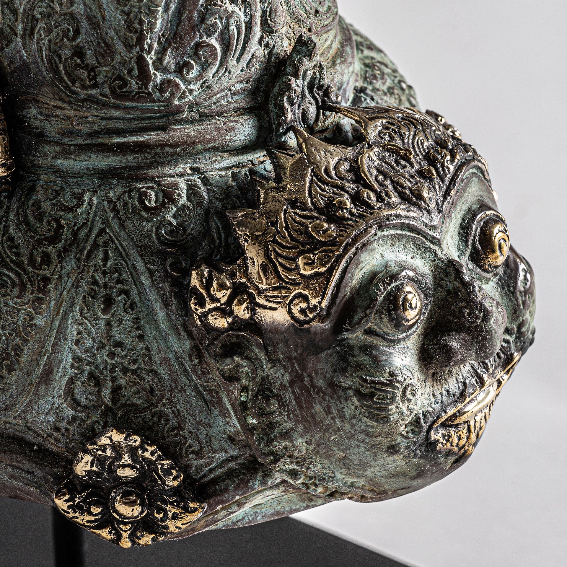 DECORATIVE FIGURE
